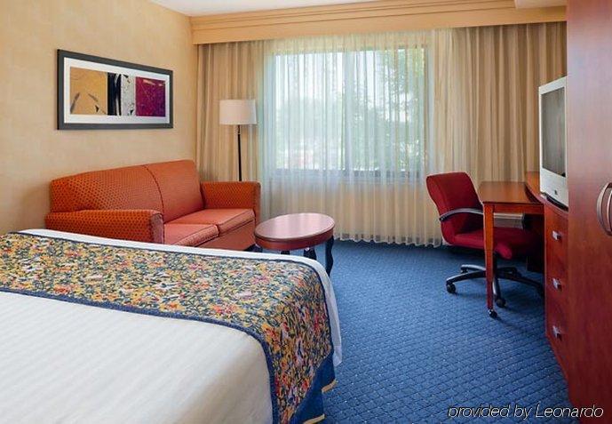 Courtyard By Marriott Columbia Quarto foto